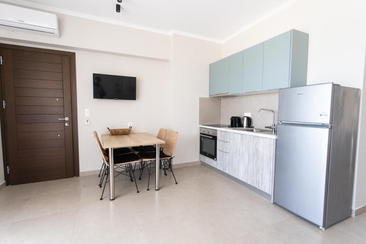 Marineiko Luxury Apartments Ierissos Exterior photo