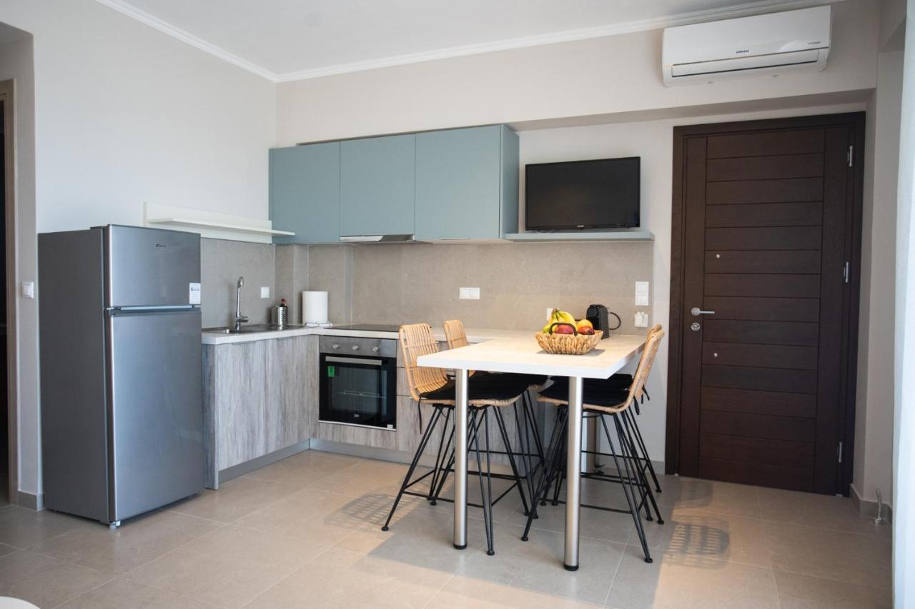 Marineiko Luxury Apartments Ierissos Exterior photo
