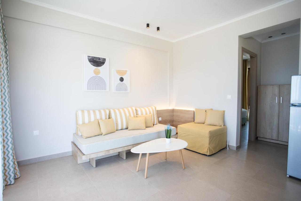 Marineiko Luxury Apartments Ierissos Exterior photo